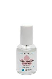 Flasche mit Somtori muschiati Parfüm, 50 ml, auf weißem Hintergrund.